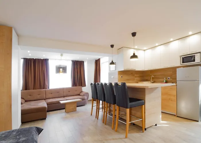 Apartments Marinici Rijeka - With Private Parking