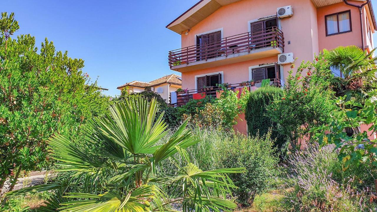 Apartment Marinici - With Private Parking *